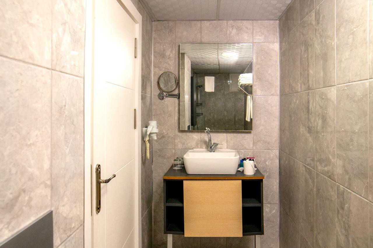 Royal Towers Lara Hotel Kemeragzi Ngoại thất bức ảnh