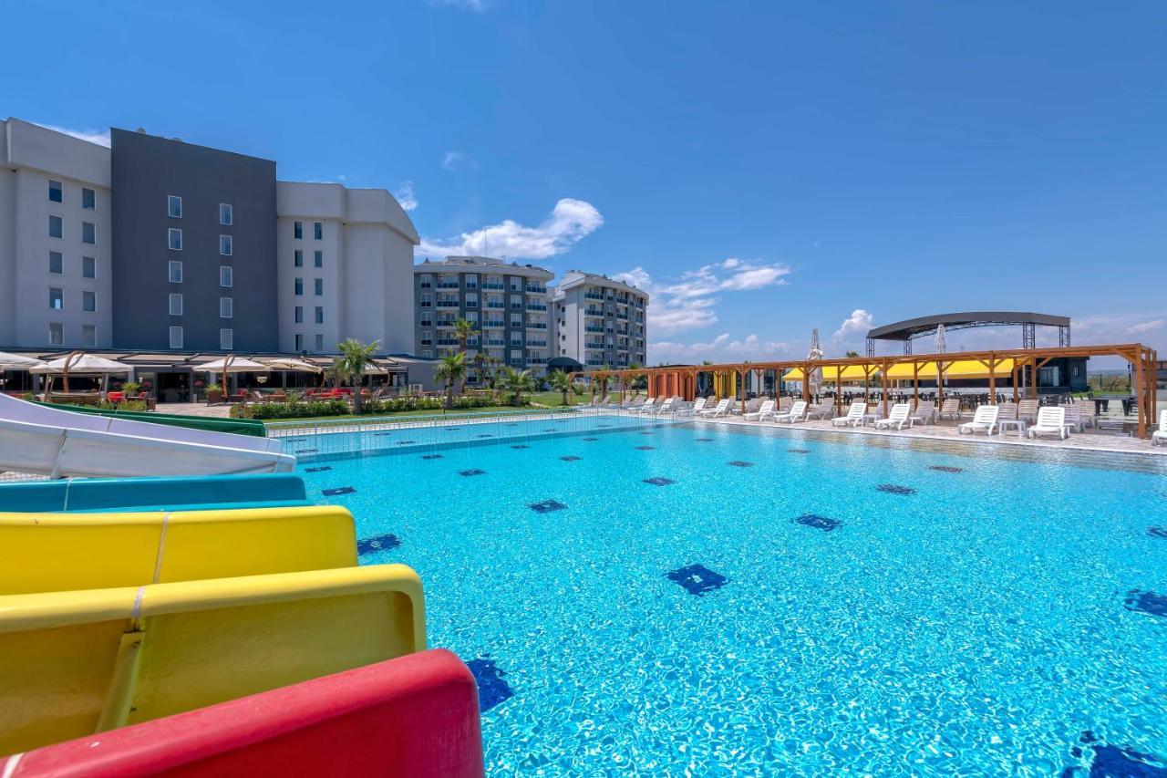 Royal Towers Lara Hotel Kemeragzi Ngoại thất bức ảnh